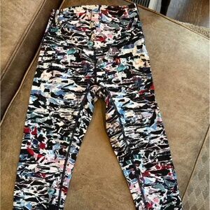 Lululemon size 4 new without tags